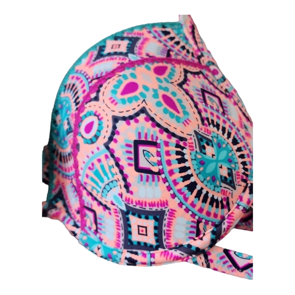 NWT 38B Shade & Shore Bikini top - Picture 3 of 5